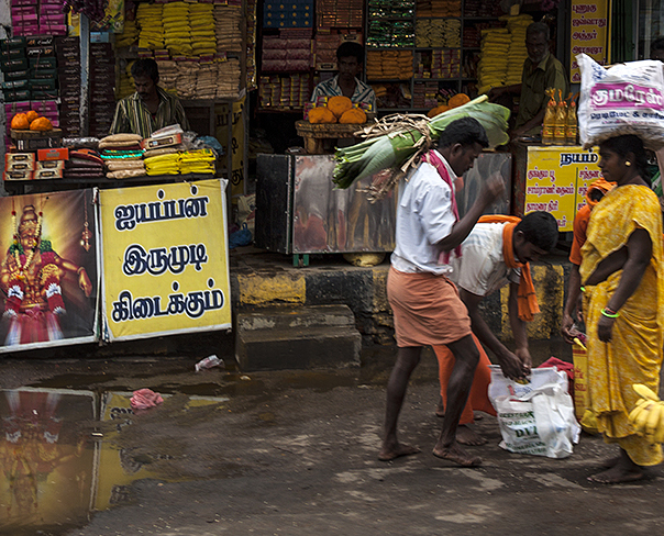 Madurai :: A Gathering of Yellow